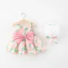 Jobes de filles mignonnes mignonnes sweet fleur jupes coréennes Version coréenne sans manches en coton de plage de plage de la tenté avec chapeau 024m 240325