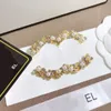 Spilla placcata in oro con diamanti di alta qualità per la primavera Nuovo design di fascino alla moda per ragazze Regalo Spille per abbigliamento per amore Matrimoni Compleanni Scatole