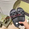 Herrkvinnor Slides tofflor Flip Flops Desinger Sandaler berömda Designer Kvinnor Non-Slip Slipper Svart blommor Blommor Gröna blommor Skor Hollow Out Beach Shoes 36-42