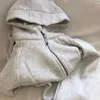 Kleine grijze hoodie voor dames met een lente- en herfstgevoel, super mooi slim fit niche-top kort vest met ritssluiting