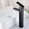 Robinets d'évier de salle de bains, robinet de lavabo en acier inoxydable, robinet de peinture de cuisson à trou unique carré moderne et mélangeur d'eau froide