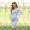Prachtige zwangerschapsjurk met bloemenprint, rekbare stof en zwierig silhouet voor zwangerschap Pography 240315