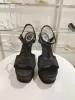 Femmes de luxe d'été Margot Sandals Chaussures en daim cristal à lanière ornée en velours rouge noir haut talons