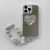 Mobiltelefonfodral Luxury Makeup Mirror Phone Case för iPhone 14 Pro Max 12 13 11 Med Bow Armband Chain Diamond Heart Ring Holder Korean Cover H240326