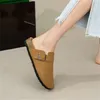 Designerskie zatykanie sandały Kobiety Clog Baotou Kaptaki płaskie krokodyle zjeżdżalnie miękkie wkładki skórzane moda letnich slajdów