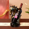 Outils de bar Forme de cheval Casier à vin Résine Statue d'animal Porte-bouteille de vin Présentoir pour la maison de mariage Décoration de dîner romantique 240322