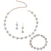Mariées nouvelle mode fleur diamant collier boucles d'oreilles Bracelet ensemble N5662