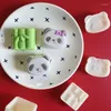 Ferramentas de panificação Chinesa Panda MoonCake Molde 30g DIY Hand Pressão fondant Lua Bolo de molde Pressione Ferramenta de biscoitos Y5GB