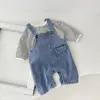 Autumn Baby Sleeveless Denim Jumpsuit Born Toddler Söt fickan Romper Infant Girl Casual Overall Kids kläder 240411