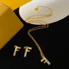 Mikroeinlagen, Kristallverzierung, Halskette, Armband, Damen, gravierte F-Initialen, Buchstabeneinstellungen, 18 Karat Gold, Designer-Schmuck, Geburtstag, festliche Weihnachtsgeschenke, HFS5 – 03