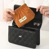 Depolama Çantaları Mini Seyahat Para Çantası Taşınabilir Kurtarıcı Kendi Kendini Kapatan Küçük Bahar Kadın Ruj Kozmetik Çantası Çantalar İçin