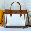 Bolso de cuero de lujo de lujo en mi lado impreso bordado para mujer bolso de hombro de moda de alta calidad bolsas de compras bolsas de compras diseñador de hombro