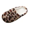 Pantofole con stampa leopardata da donna, punta tonda, scarpe da casa in velluto, cotone invernale, morbido femminile