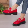 Scarpe eleganti Décolleté da donna Mocassini con plateau primavera estate Tacco medio Tacchi grossi Slip-on casual a piedi nudi Rosso Moda donna Catena