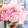 Decoratieve bloemen bloemen 13'' Zijden hortensia met lange stelen Realistisch boeket voor bruiloftsfeest Kantoor Home Decor