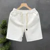 Shorts pour hommes Light Luxury Big Brand Style Jacquard blanc pour hommes Mode d'été Cinquième pantalon Demi-pièce