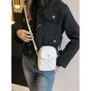 Designer Luxe mode Schoudertassen 2024 Nieuwe Lingge Kleine Tas Modieus en Zoet Enkele Schouder Crossbody Dames Mobiele Telefoon Tas Mond Rode Envelop