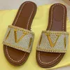 Designer Flat Sandals Luxury Slippers Women Embroider Sandal Fashion Letter Slipper för Summer Beach Slide Casual Shoe