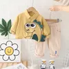 Kledingsets Peuter Lenteoutfits 2024 Designer Babyjongenskleding 1 tot 6 jaar Cartoon Dinosaurus Shirts met lange mouwen en broeken Kinderen Jongens