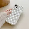 Mobiltelefonfodral Japan Korean Plating 3D Wavy Texture Sliver Soft Phone Fall för iPhone 13 12 11 14 Pro Max 11 12 13Pro 14 Pro Protective Funna H240326