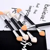 Makeup Brushes Nail Art Tool Lämplig för alla ögonformer Professionella hållbara mångsidiga exakta applikation Ögonskuggpinnar Portable Trendy