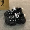 Piedi piccoli All'inizio della primavera Nuova suola spessa Scarpe da torta sportive casual GAI nuovo bigfoot crescente piccolo compagno atumn Suola spessa Scarpe da papà casual carino rosa bianco 2024