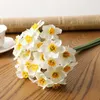 Fiori decorativi 6 pezzi eccellente simulazione bouquet di fiori di narciso leggero arredamento per piante finte per la scuola