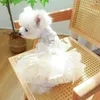 Vestuário para cães 1 PC Pet Primavera / Verão Respirável Vestido de Noiva Branco Princesa com Puxando Botão de Cordão para Cães Médios Pequenos