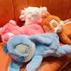 2024 Vente chaude en gros en gros mignon Animal endormi des jouets en peluche pour enfants Carenages de jeux Cadeaux de vacances DÉCOR