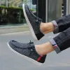 Scarpe di grandi dimensioni 48 nuovi mocassini sneaker uomini scarpe a piedi leggero traspirato scarpe casual slipon scarpe da guida zapatos casuals