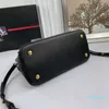 Stylowa torebka na ramię prosta torebka moda damska marka monochromatyczna skórzana torba crossbody