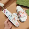 No.1 Sandals Women Slippers Servidered Shoes Cotton Platform Fashion Fashion Slipper Letter Flat Bugle Lady Sandals Standlist Summer EU35-45