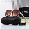 Designer Chanel occhiali channelunglasses s 2022 Nuovo stile piccoli occhiali da sole profumati Womens Texture Moda occhiali da sole Rete Red Street Shoot Fashion Sung