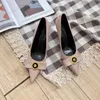 Designerskor Sandaler High Heel Shoes Women's New 7CM Bowtie Pointed Stiletto Thin Heel High Heel Sandal Luxury Party Women's Head Metal Buckle Decoration Dress Shoes Shoes