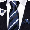 Neckband Designer Blue White Rands Tie för herr Silk Nathtie Pocket Square Cufflinks Set Wedding Business Gift Corbata Barrywang 6322 Y240325