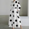 Herfstjurk lange mouw dot print elegante maxi -jurken voor vrouwen 2023 witte casual v nek shirt party robe femme 240312