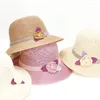 Breda brimhattar Pearl Flower Women Sun Bucket Cap för damer Sommarstrand vid havet.