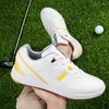 HBP icke-varumärke grossist casual microfiber läder icke-halk inomhus utomhus träning sneakers män golfskor