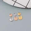 50 Stück pro Los. Gravierbare runde Charms aus Edelstahl mit runden Anhängern. Kostenlose Lasergravur Ihres oder Ihres Designs 240315