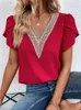 Kvinnors blusar eleganta kvinnor blus 2024 sommar solid kort ärm röd skjorta ihålig spetspanel kvinnlig kontor social chiffong och skjortor