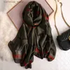 Bandanas Durag Bandanas Durag Women the Four Seasons Bandanna Beach Sunscreen Luxury Silk Scarf Popular Scarves New Design Square Shawls Y24032