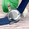 2024 Top Luxury Women Watches Mens Watch Quartz Watches Flera färger Gummimän tittar på glas armbandsur lyxklocka med Sapphire Glass Watch