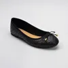 Ballet 294 lägenheter skor avslappnade kvinnor klassiker loafers vit läder dam modedesign bowknot vår fo 57744