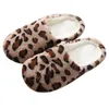 Pantoufles imprimé léopard pour femmes, bout rond, chaussures de maison en velours, coton doux, hiver