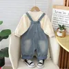 Kledingsets Peuter Lenteoutfits 2024 Designer Babyjongenskleding Casual Cartoon Dinosaurus T-shirts en overalls met lange mouwen Kinderen Jongenspak