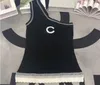 Maglia da donna di design T-shirt a spalla singola obliqua lettera C appesa al collo canotta gilet estivo tuta sportiva top sexy