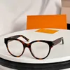 Designerskie okulary przeciwsłoneczne mężczyźni kobiety w stylu paryskim szklanki PC Plastikowe okulary przeciwsłoneczne proste modne okulary przeciwsłoneczne zwykłe obiektywne okulary