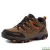 Chaussures de Fitness en plein air randonnée Couple cuir Trekking baskets imperméable antidérapant confortable voyage Camping en amont hommes femmes