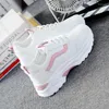 Casual Shoes Stylish Women Sports Walking Student ökar 5 cm sneakers Youth Girls Cyning höjdplattform andningsbara tränare