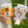 Dekorative Blumen San Valentin Day Blumenstrauß Häkelsträuße Fertige Wovrn Puppe Hochzeitsgäste Geschenk 14. Februar